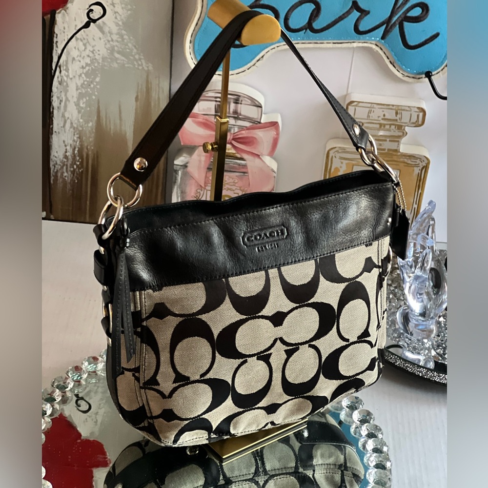 Coach Black and Cream Women's Bag - Picture 1 of 16
